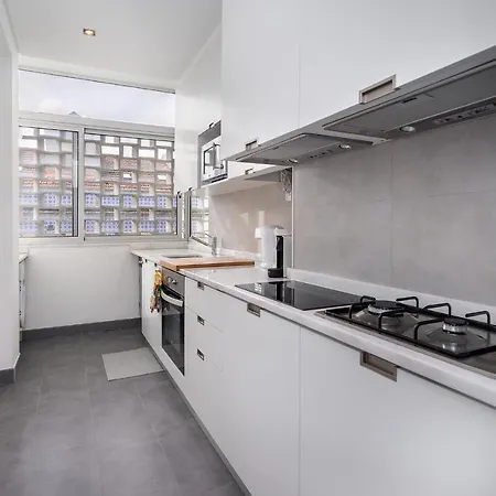 Whome Elevated Living For Remote Workers & Digital Nomads, Lift, Ac & Wi-fi Lägenhet *