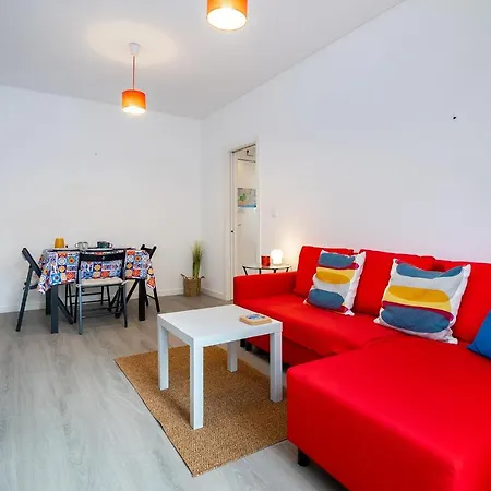 Lägenhet Whome Elevated Living For Remote Workers & Digital Nomads, Lift, Ac & Wi-fi Lisboa