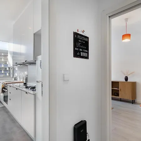 Lägenhet Whome Elevated Living For Remote Workers & Digital Nomads, Lift, Ac & Wi-fi *